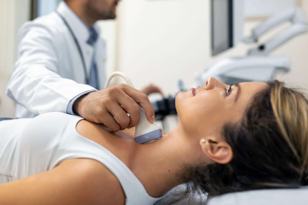 Thyroid Ka Gharelu Upchar: 5 Effective Natural Remedies for Thyroid Control 2 Thyroid Ka Gharelu Upchar